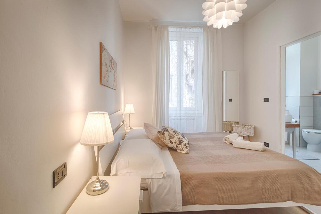 Mihaela Apartment - Charme Near The Station Триест Екстериор снимка