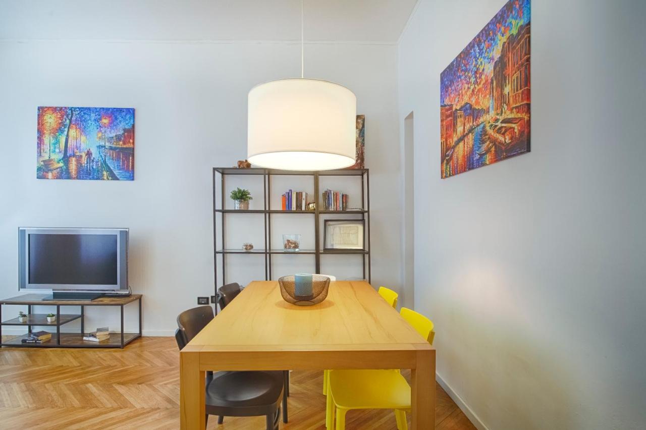 Mihaela Apartment - Charme Near The Station Триест Екстериор снимка